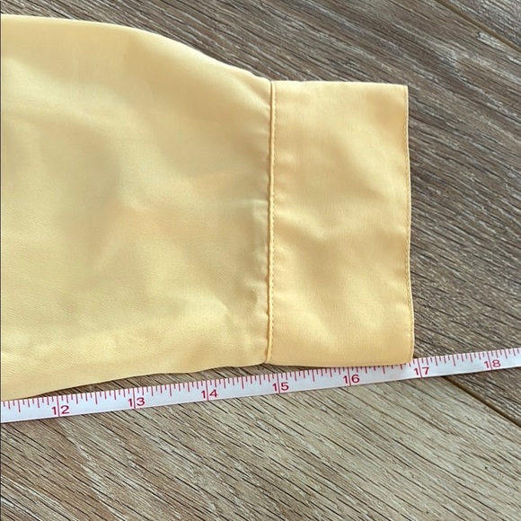 VINTAGE peach Button Down Shirt with Dress Collar scallop hem sz 12 - Picture 9 of 10